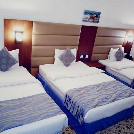 Gulf Inn Hotel ดูไบ ภายนอก รูปภาพ